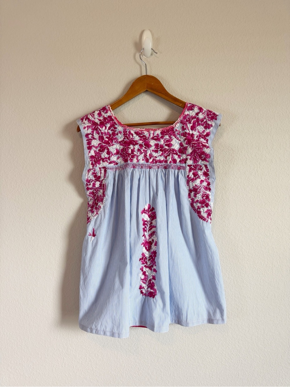 Mi Golondrina Blue Striped Pink Floral Embroidered Tunic Top Size Small